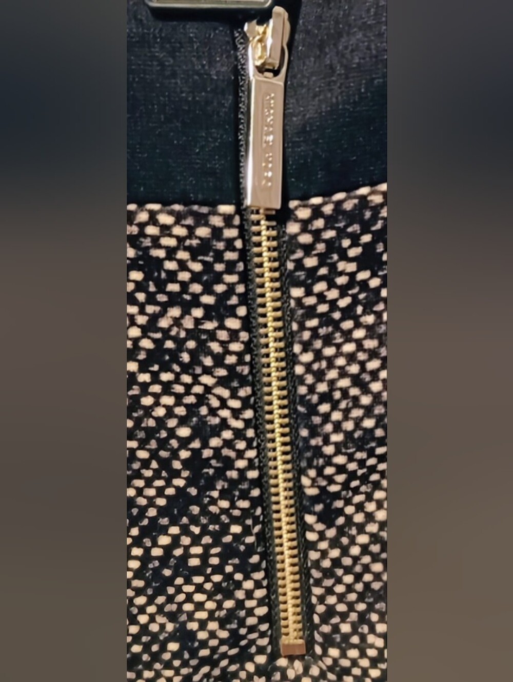 🍈 Michael Kors Size 6 Pencil Skirt – Black & Patterned Panel – Faux Zip Pockets - Picture 8 of 9